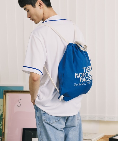 THE NORTH FACE(ザノースフェイス)の「日本未発売 THE NORTH FACE/ザ・ノースフェイス BIG LOGO STRING BAG ナップサック(バックパック/リュック・メンズ・ブルー/クリーム/グリーン/ブラック・ONE SIZE)」の13枚目の写真