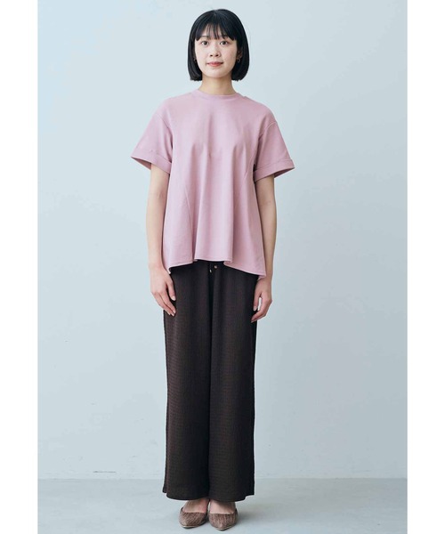IEDIT(イディット)の「IEDIT 接触冷感・吸汗速乾・抗菌防臭! Ohcool(R)Ⅱ plus素材 後ろ姿が印象的なバックプリーツデザインのカットソートップス(Tシャツ/カットソー・レディース・ピンク/グリーン/グレイッシュベージュ・MEDIUM/LARGE/X-LARGE/XX-LARGE/SMALL/XXX-LARGE)」の9枚目の写真