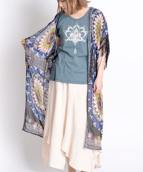 MARAI(マーライ)の「ロータスロゴ くすみカラー 半袖Tシャツ クルーネック プリント(Tシャツ/カットソー・レディース・カーキ系/ブルー/マスタード/ブラック/ピンク/レッド・FREE)」の12枚目の写真