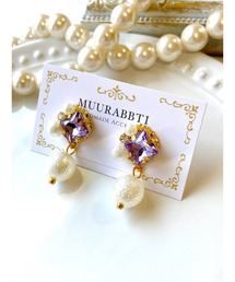 【MUURABBTI】スクエアビジューとコットン風パールのピアス(MA)