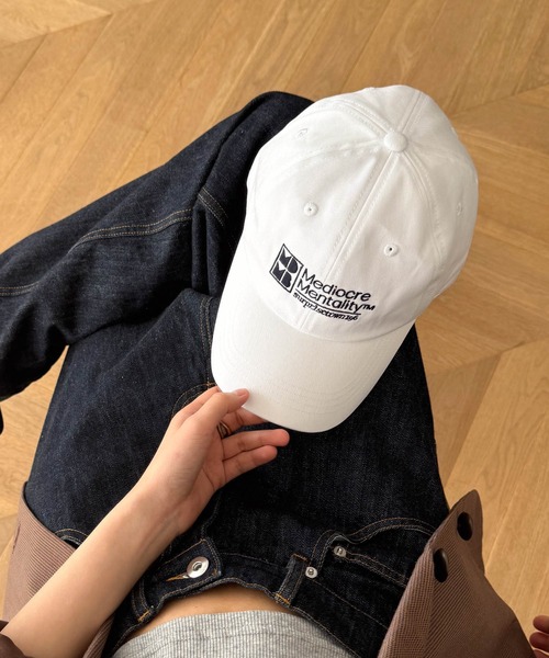 CANAL JEAN(キャナルジーン)の「Lakey Park Mediocre MentalityロゴCAP(キャップ・レディース・ホワイト/ネイビー/ブラウン・ONE SIZE)」の14枚目の写真