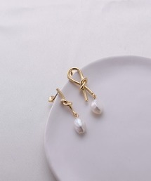 moichou（モイシュ）の「[moichou]淡水パールアシンメトリーピアス（ピアス（両耳用））」