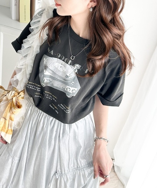 classicalelf（クラシカルエルフ）の「目を惹くグラフィックデザイン。綿100％レコードプレイヤーグラフィックTシャツ（Tシャツ/カットソー・レディース・ホワイト/チャコール・SMALL/MEDIUM/LARGE/X-LARGE）」の8枚目の写真