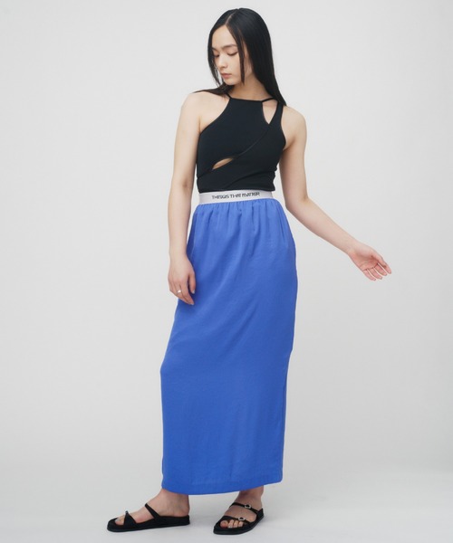 THINGS THAT MATTER（シングス ザット マター）の「POWDERY SATIN NARROW SKIRT / パウダリーサテンナロースカート（スカート・レディース・グリーン/オレンジ/ブルー/アイボリー・FREE）」の20枚目の写真