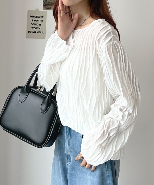 Futier land(フューティアランド)の「ウェーブシアーゆったりトップス(Tシャツ/カットソー・レディース・ブラウン/ブラック/オフホワイト/ベージュ・FREE)」の11枚目の写真