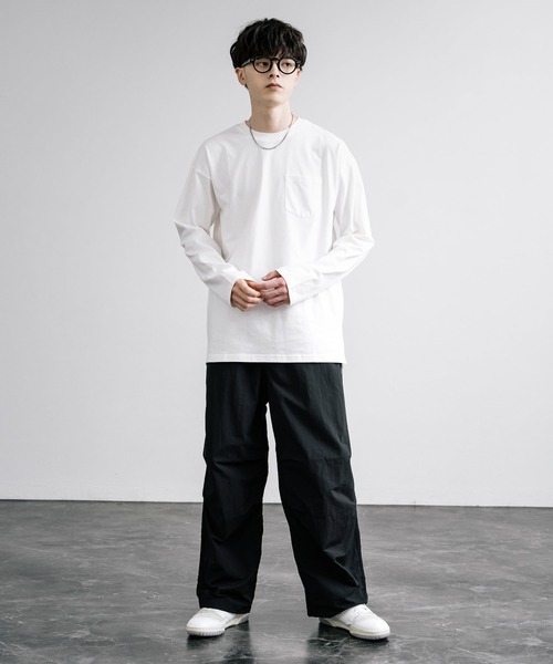 Rocky Monroe(ロッキーモンロー)の「ピーチ天竺 ポケット付きBIG ロンT 無地・配色ステッチ(Tシャツ/カットソー・メンズ・ブラック系/ホワイト系/ネイビー/ホワイト/ブラック/ベージュ/カーキ/ネイビー系・L/M/LL)」の12枚目の写真