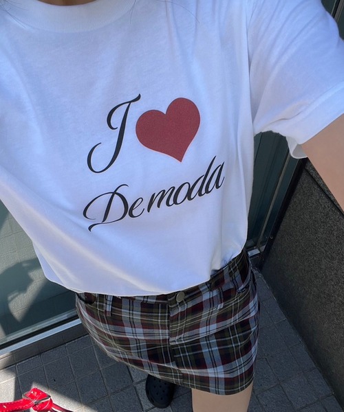 fiere(フィエール)の「シンプルハートプリント半袖Tシャツ(Tシャツ/カットソー・レディース・ホワイト・LARGE/MEDIUM/SMALL)」の6枚目の写真