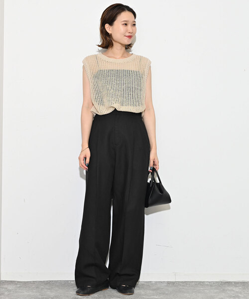 SLOBE IENA  後ろベルトタックパンツ SLOBE IENA（スローブイエナ）の「後ろベルトタックパンツ
