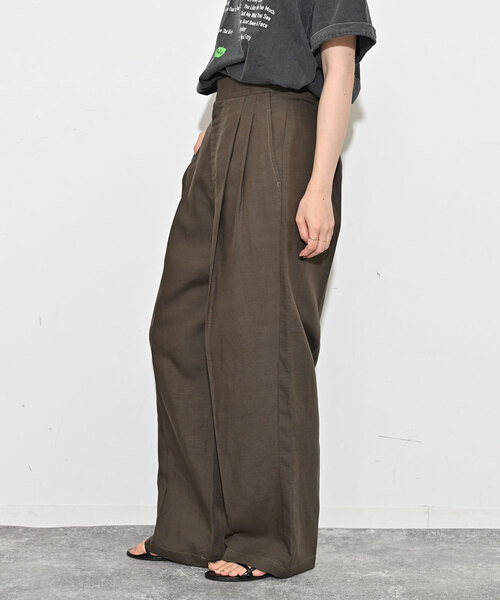 SLOBE IENA（スローブイエナ）の「後ろベルトタックパンツ（その他