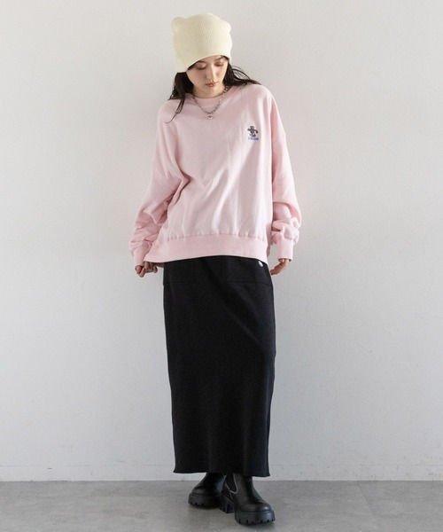 CONVERSE(コンバース)の「CONVERSE/ベアロゴルーズスウェット(スウェット・レディース・ホワイト/ネイビー/ピンク・FREE)」の8枚目の写真