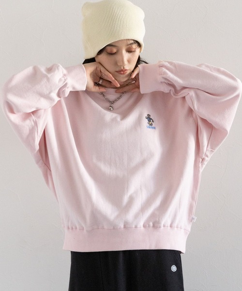 CONVERSE(コンバース)の「CONVERSE/ベアロゴルーズスウェット(スウェット・レディース・ホワイト/ネイビー/ピンク・FREE)」の11枚目の写真