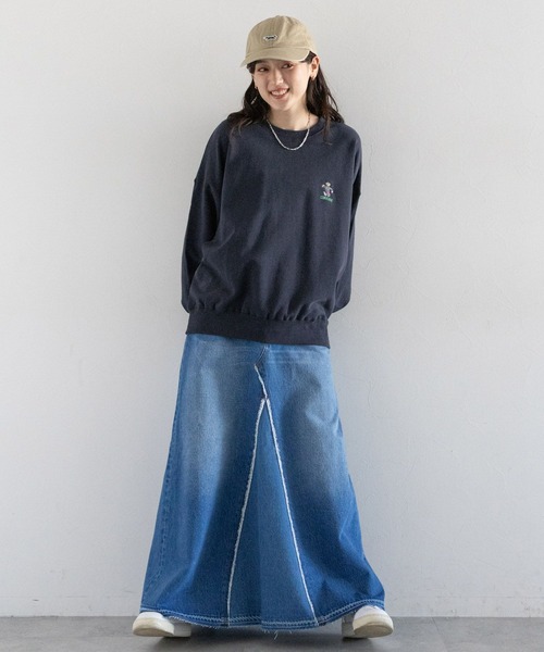 CONVERSE(コンバース)の「CONVERSE/ベアロゴルーズスウェット(スウェット・レディース・ホワイト/ネイビー/ピンク・FREE)」の13枚目の写真