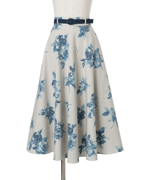 an another angelus（アンアナザーアンジェラス）の「ベルト付きアートローズ柄フレアースカート/ananotherangelus（スカート・レディース・ボルドー/ブルー・FREE）」の19枚目の写真