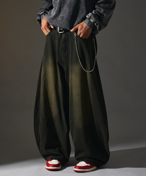 FREAK'S STORE（フリークスストア）の「限定展開 MR HEARTS/ミスターハーツ MR HEARTS/ミスターハーツ VINTAGE WASH WIDE SILHOUETTE CURVE DENIM（デニムパンツ・メンズ・ブラック/サックスブルー/ネイビー・SMALL/MEDIUM/LARGE）」の7枚目の写真