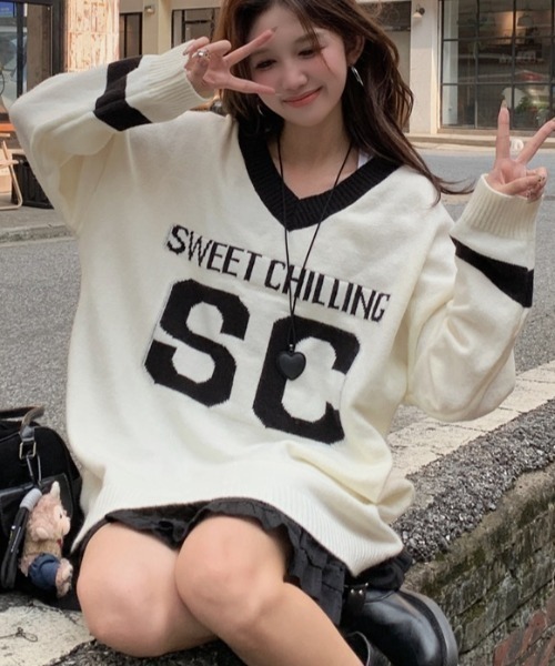 カップ付きVネックニット 長袖（ニット/セーター）｜OUR WACOAL