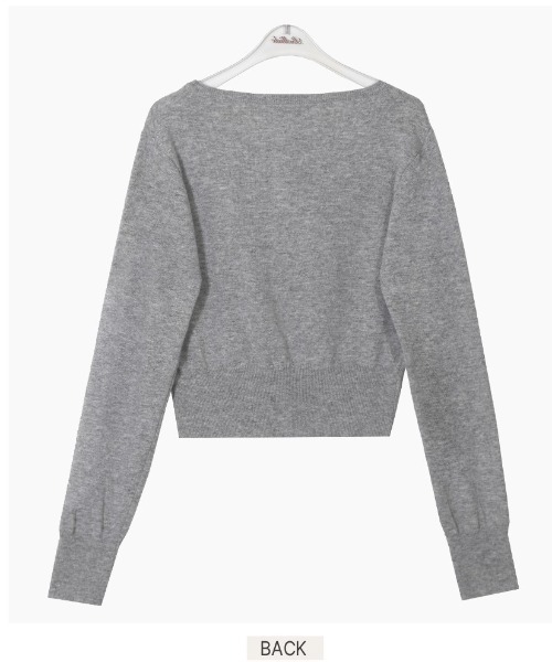 BEIDELLI（ベイデリー）の「[BELLIDE MADE] ソフトヘンリーネックボタンニット（ニット/セーター・レディース・ブラック/ネイビー/ベージュ/グレー・FREE）」の13枚目の写真