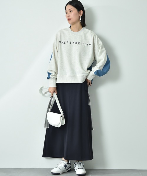 INTERPLANET（インタープラネット）の「デニム切替フロッキーロゴプルオーバー（スウェット・レディース・オートミール/チャコールグレー/ブルー・FREE）」の7枚目の写真