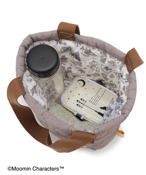 SHOO・LA・RUE（シューラルー）の「【ムーミン】コラボ キルティングランチトートバッグ（トートバッグ・レディース・ライトブルー/グレー/ピンク系・00）」の12枚目の写真