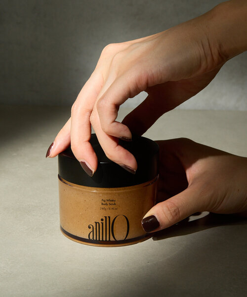 BIRTHDAY BAR（バースデイバー）の「【anillo】Fig Whisky Body Scrub（ボディスクラブ/ピーリング・レディース・クリア・0）」の4枚目の写真