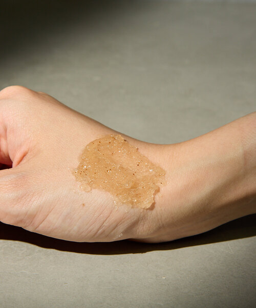 BIRTHDAY BAR（バースデイバー）の「【anillo】Fig Whisky Body Scrub（ボディスクラブ/ピーリング・レディース・クリア・0）」の6枚目の写真