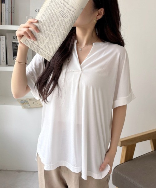 Eclat one(エクラワン)の「【Eclat one】機能性素材 スキッパー とろみ 半袖 ブラウス(シャツ/ブラウス・レディース・オフホワイト/ブルー/ブラック/カーキ・FREE)」の7枚目の写真