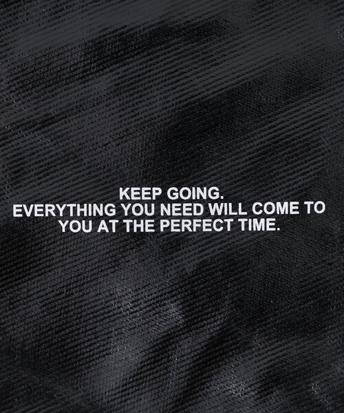 Actually（アクチュアリー）の「キャンバス箔プリントポーチ（ポーチ・レディース・シルバー/ゴールド/ブラック・0）」の7枚目の写真