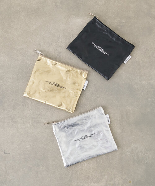 Actually（アクチュアリー）の「キャンバス箔プリントポーチ（ポーチ・レディース・シルバー/ゴールド/ブラック・0）」の13枚目の写真