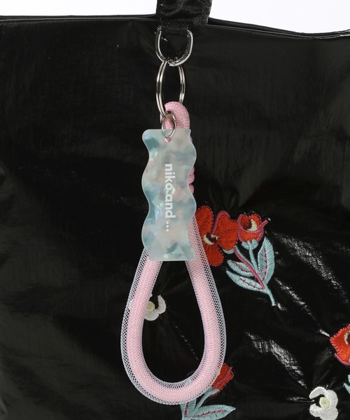 niko and...（ニコアンド）の「オリジナルチャーム付き刺繍トートバッグ（トートバッグ・レディース・パープル/ブラック/グレー・0）」の19枚目の写真