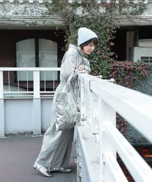 niko and...（ニコアンド）の「オリジナルチャーム付き刺繍トートバッグ（トートバッグ・レディース・パープル/ブラック/グレー・0）」の5枚目の写真