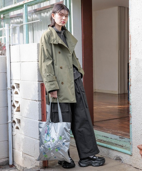 niko and...（ニコアンド）の「オリジナルチャーム付き刺繍トートバッグ（トートバッグ・レディース・パープル/ブラック/グレー・0）」の20枚目の写真