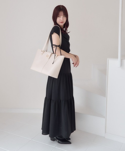 mellowneon（メロウネオン）の「2wayA4ロゴベルトバッグ（トートバッグ・レディース・アイボリー/ブラック/ブラウン・FREE）」の9枚目の写真