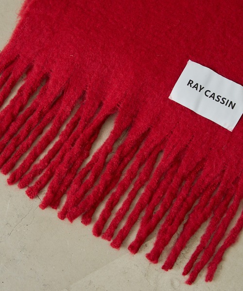 RAY CASSIN(レイカズン)の「デカネームマフラー(マフラー・レディース・レッド・FREE)」の3枚目の写真