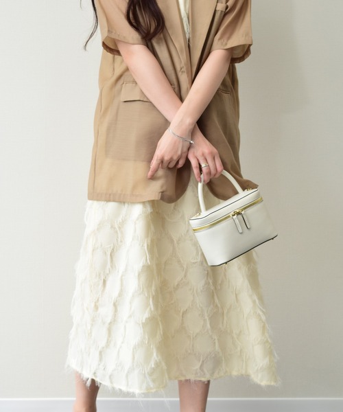 LORISTELLA(ロリステッラ)の「【LORISTELLA】スクエアシェイプレザーハンドバッグ(Q56507)(ハンドバッグ・レディース・ダークベージュ/アイボリー・ALL)」の19枚目の写真