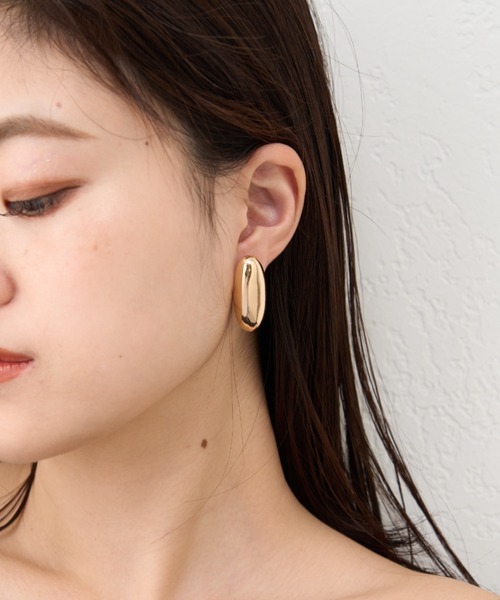 CIAOPANIC TYPY（チャオパニックティピー）の「【2025年S/S新作】lilメタルオーバルピアス（ピアス（両耳用）・レディース・シルバー/ゴールド・ONE SIZE）」の6枚目の写真