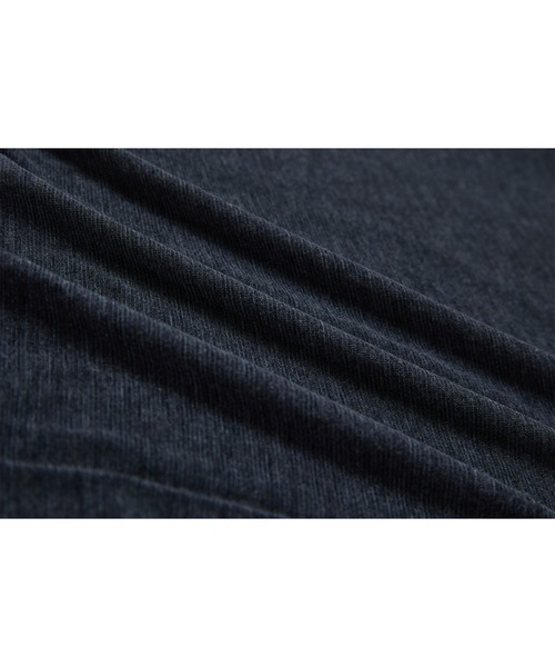 tageechita(タジチタ)の「【tageechita】シアーラウンドネック フィットロングTシャツ(Tシャツ/カットソー・レディース・ブラック/ネイビー・S/M/L)」の7枚目の写真