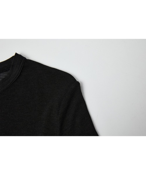 tageechita(タジチタ)の「【tageechita】シアーラウンドネック フィットロングTシャツ(Tシャツ/カットソー・レディース・ブラック/ネイビー・S/M/L)」の10枚目の写真