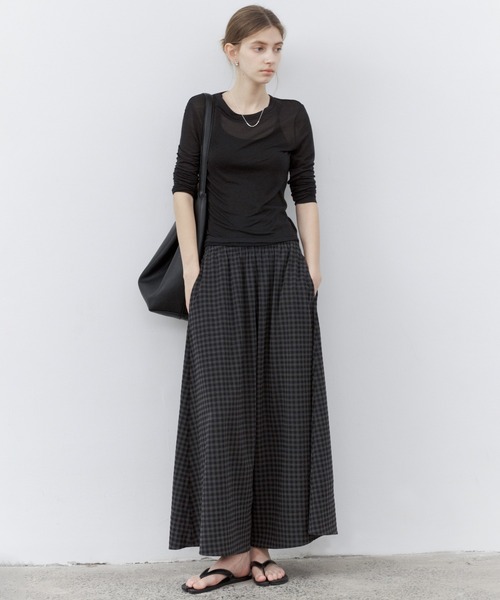 tageechita(タジチタ)の「【tageechita】シアーラウンドネック フィットロングTシャツ(Tシャツ/カットソー・レディース・ブラック/ネイビー・S/M/L)」の21枚目の写真