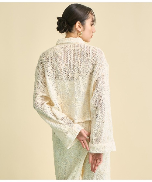 Settimissimo（セッティミッシモ）の「フラワーコード刺繍 ワイドスリーブ シャツ（シャツ/ブラウス・レディース・ブラウン/アイボリー・FREE）」の7枚目の写真