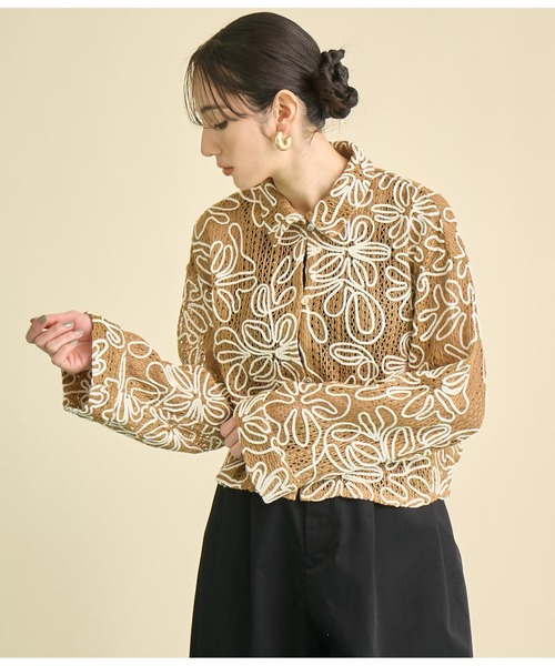 Settimissimo（セッティミッシモ）の「フラワーコード刺繍 ワイドスリーブ シャツ（シャツ/ブラウス・レディース・ブラウン/アイボリー・FREE）」の16枚目の写真