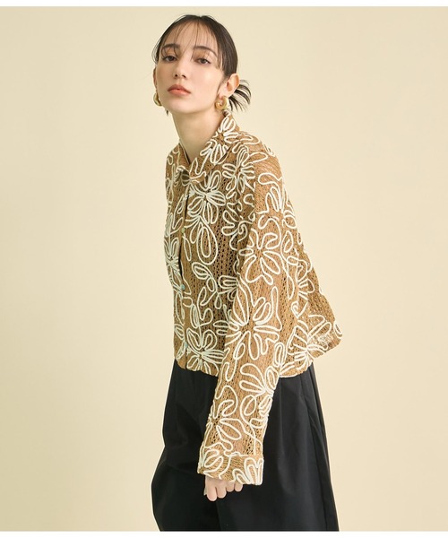 Settimissimo（セッティミッシモ）の「フラワーコード刺繍 ワイドスリーブ シャツ（シャツ/ブラウス・レディース・ブラウン/アイボリー・FREE）」の18枚目の写真