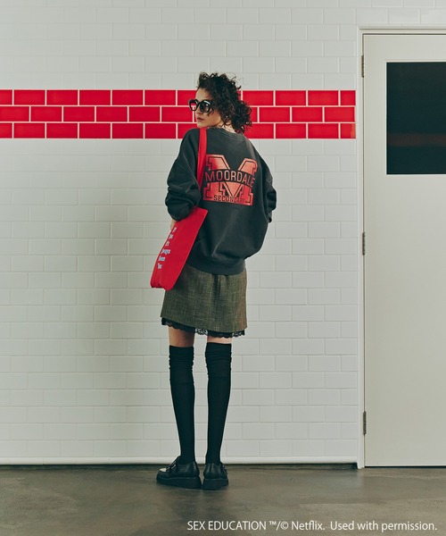 Netflix Series 'SEX EDUCATION' × ROSE BUD/MOORDALE PRINT