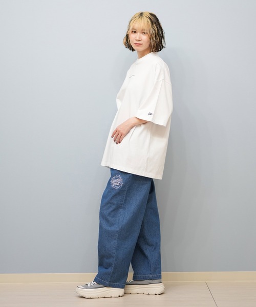 NEW ERA(ニューエラ)の「【ユニセックス】NEW ERA/ニューエラ オーバーサイズ 14410076/14410077/14410078(Tシャツ/カットソー・レディース・ブラック/ホワイト/ベージュ・XL)」の8枚目の写真