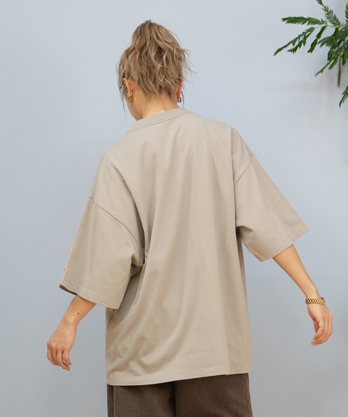 NEW ERA(ニューエラ)の「【ユニセックス】NEW ERA/ニューエラ オーバーサイズ 14410076/14410077/14410078(Tシャツ/カットソー・レディース・ブラック/ホワイト/ベージュ・XL)」の16枚目の写真