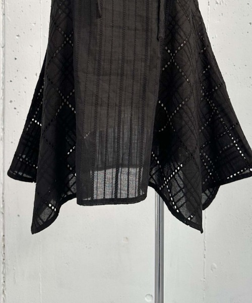 archives（アルシーヴ）の「コットンレースキャミワンピース（ワンピース・レディース・オフホワイト/ブラック・MEDIUM）」の20枚目の写真