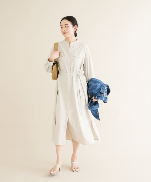 URBAN RESEARCH ROSSO WOMEN（アーバンリサーチ　ロッソ）の「ウォッシャブルリネンライクシャツワンピース（ワンピース・レディース・チャコールグレー/ライトベージュ/ブルー・FREE）」の14枚目の写真