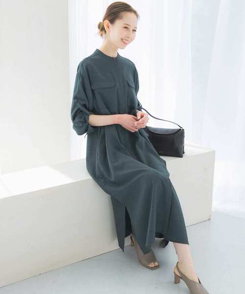 URBAN RESEARCH ROSSO WOMEN（アーバンリサーチ　ロッソ）の「ウォッシャブルリネンライクシャツワンピース（ワンピース・レディース・チャコールグレー/ライトベージュ/ブルー・FREE）」の18枚目の写真