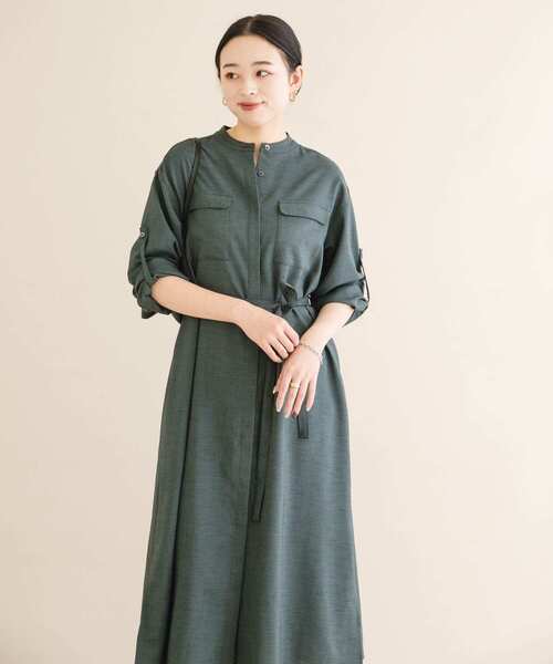 URBAN RESEARCH ROSSO WOMEN（アーバンリサーチ　ロッソ）の「ウォッシャブルリネンライクシャツワンピース（ワンピース・レディース・チャコールグレー/ライトベージュ/ブルー・FREE）」の21枚目の写真