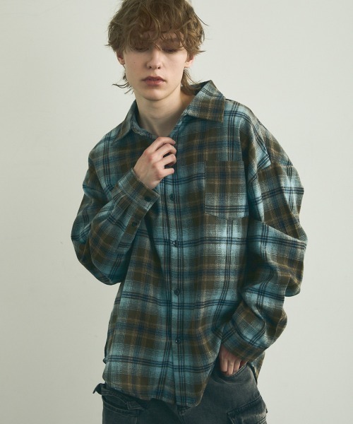 Shoowtime(ショウタイム)の「Flannel ombre check long sleeve shirt / フランネルオンブレチェック長袖シャツ(シャツ/ブラウス・メンズ・グリーン系/ブルー系・MEDIUM/LARGE/X-LARGE)」の3枚目の写真