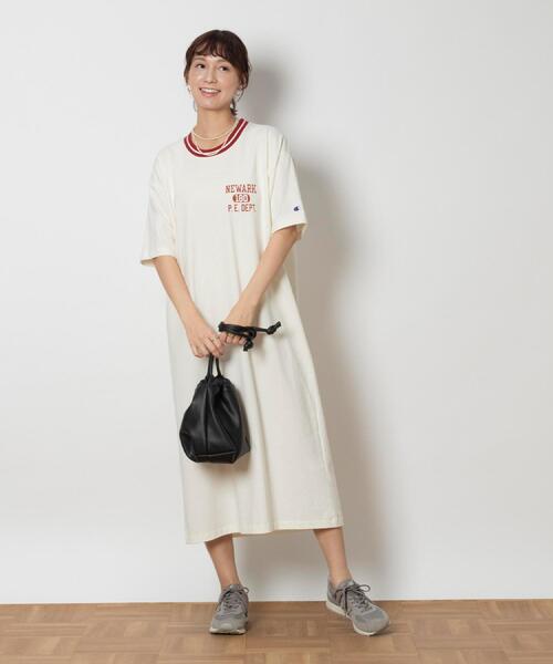 Champion(チャンピオン)の「Champion(チャンピオン)【レディース】ラインリブワンピース(ワンピース・レディース・グリーン/ネイビー/オフホワイト・M/L/XL/03)」の16枚目の写真
