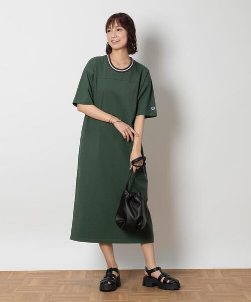 Champion(チャンピオン)の「Champion(チャンピオン)【レディース】ラインリブワンピース(ワンピース・レディース・グリーン/ネイビー/オフホワイト・M/L/XL/03)」の5枚目の写真
